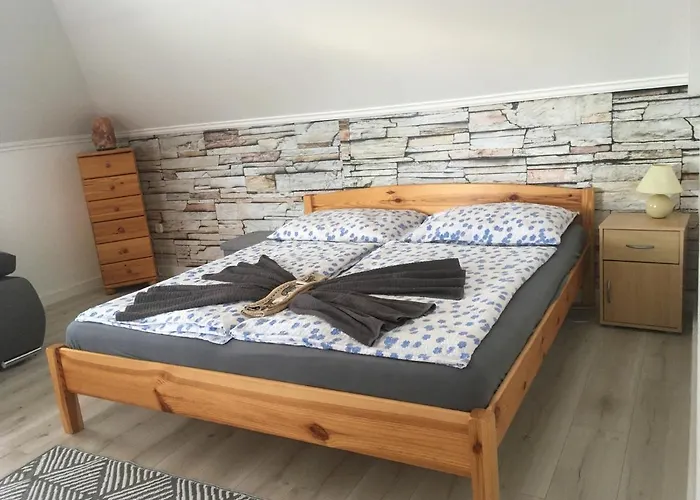 Szabo Vendeghaz Tatil Evi Zamárdi